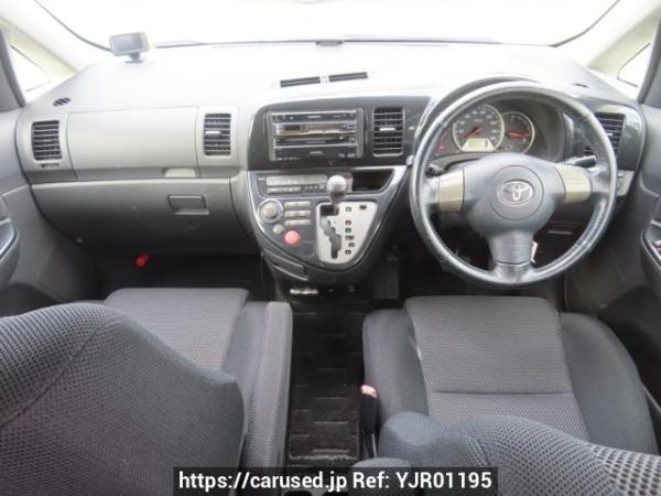 Used 2003 AT toyota wish ZNE10G Image[21]