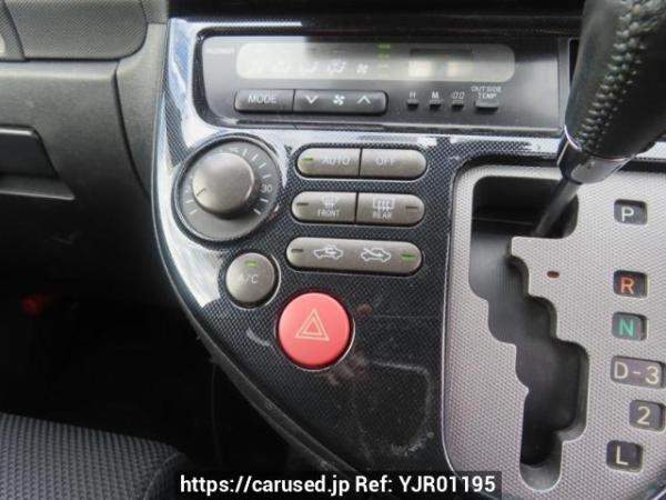 Used 2003 AT toyota wish ZNE10G Image[29]
