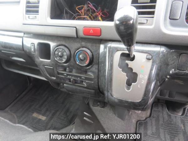 Used 2005 AT toyota hiace-van KDH200V Image[24]