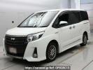 Toyota Noah ZWR80W