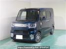 Toyota Pixis Mega LA700A