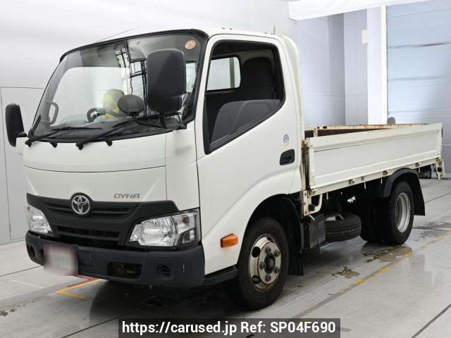 2017 Toyota Dyna Truck XZC605