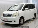 Toyota Noah ZRR70G