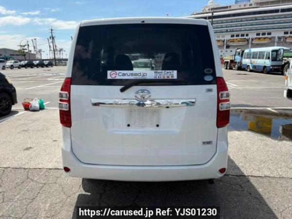 Used 2010 AT toyota noah ZRR70G Image[5]