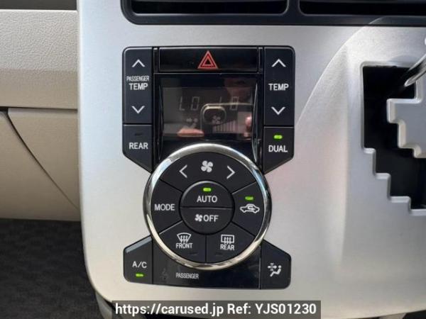 Used 2010 AT toyota noah ZRR70G Image[25]