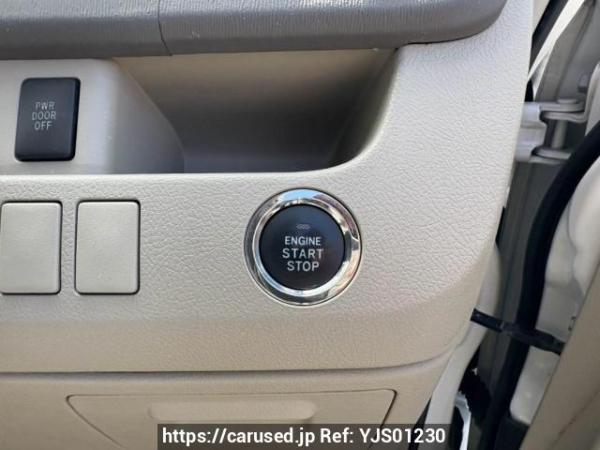 Used 2010 AT toyota noah ZRR70G Image[29]
