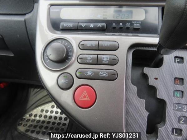 Used 2003 AT toyota wish ZNE10G Image[27]
