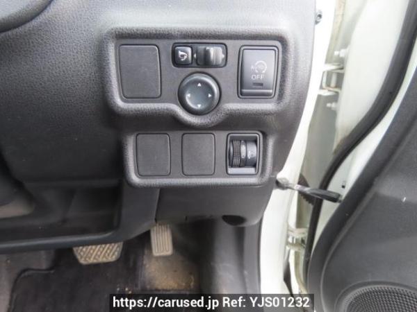 Used 2013 AT nissan note E12 Image[30]