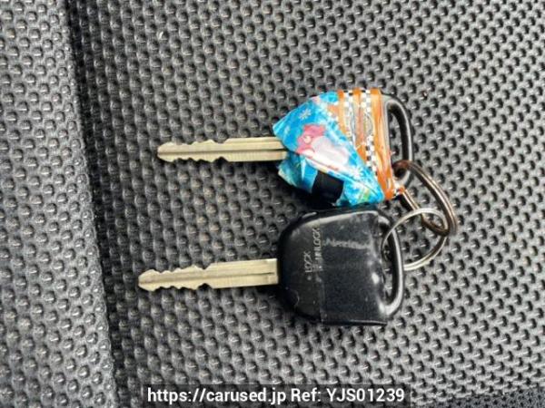 Used 2003 AT toyota wish ZNE10G Image[27]