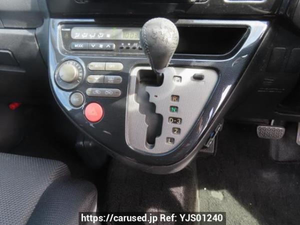 Used 2003 AT toyota wish ZNE10G Image[26]