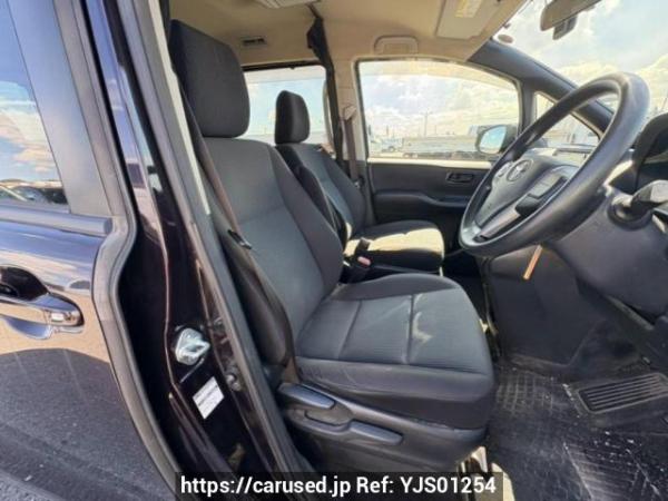 Used 2014 AT toyota noah ZRR80G Image[12]