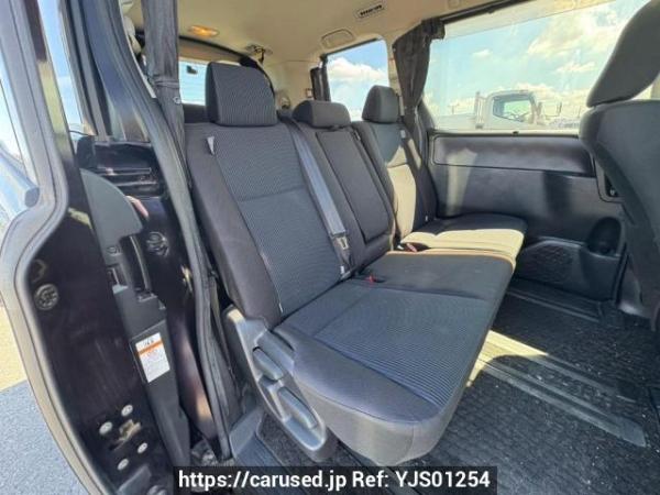 Used 2014 AT toyota noah ZRR80G Image[14]