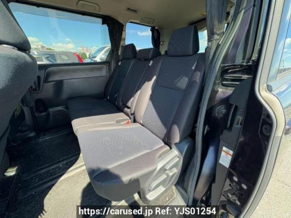 Used 2014 AT toyota noah ZRR80G Image[15]
