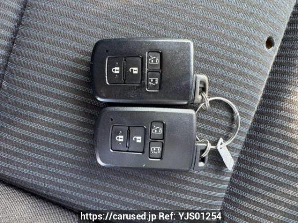 Used 2014 AT toyota noah ZRR80G Image[31]