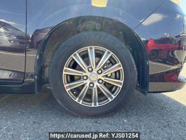 Used 2014 AT toyota noah ZRR80G Image[33]