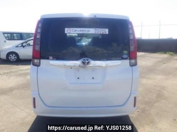 Used 2014 AT toyota noah ZRR80G Image[5]