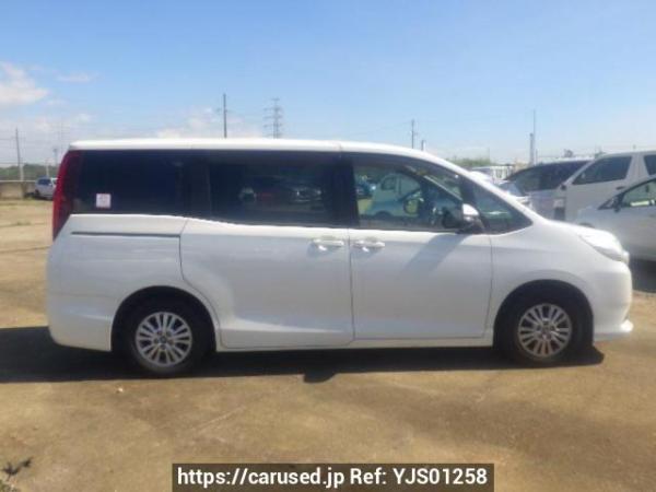 Used 2014 AT toyota noah ZRR80G Image[7]