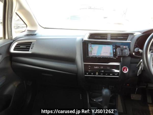 Used 2017 AT honda fit GK3 Image[18]