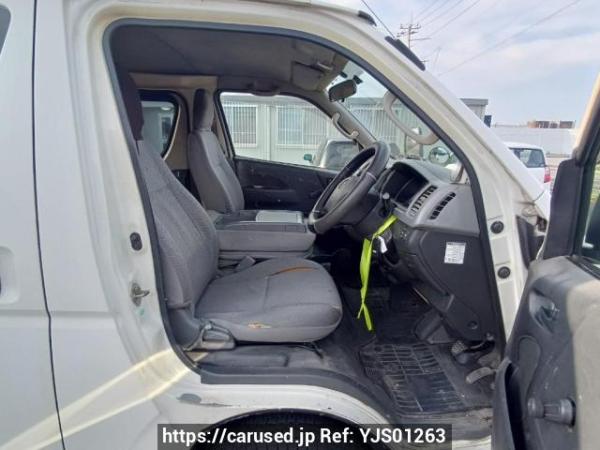 Used 2006 AT toyota hiace-van KDH205V Image[12]