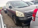 Toyota Noah ZRR70G