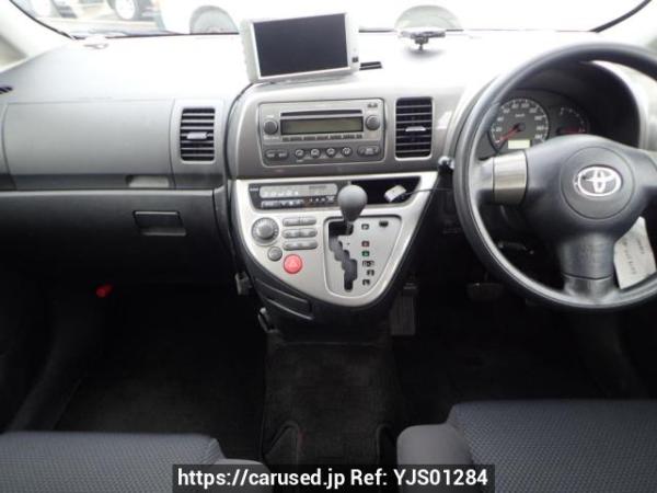 Used 2005 AT toyota wish ZNE10G Image[16]