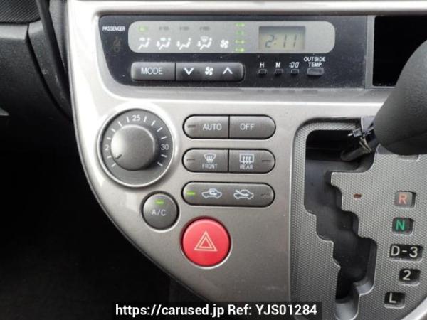 Used 2005 AT toyota wish ZNE10G Image[21]