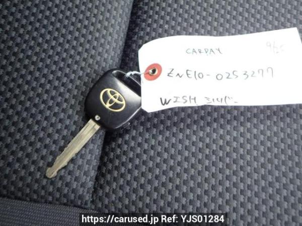 Used 2005 AT toyota wish ZNE10G Image[24]