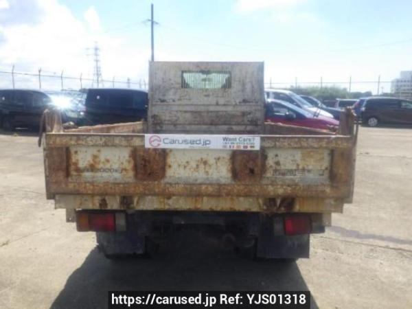 Used 2002 MT isuzu elf-truck NKR81ED Image[5]