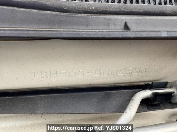Used 2004 AT toyota hiace-van TRH200K Image[11]