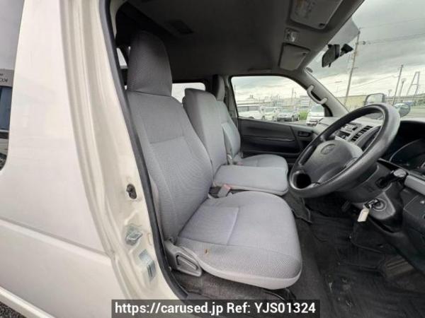 Used 2004 AT toyota hiace-van TRH200K Image[12]