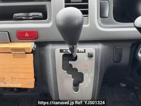 Used 2004 AT toyota hiace-van TRH200K Image[23]