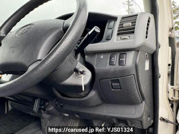 Used 2004 AT toyota hiace-van TRH200K Image[27]