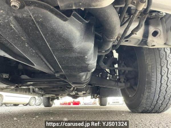 Used 2004 AT toyota hiace-van TRH200K Image[36]