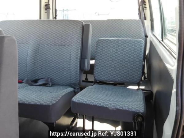 Used 2002 AT toyota hiace-wagon RZH111G Image[18]