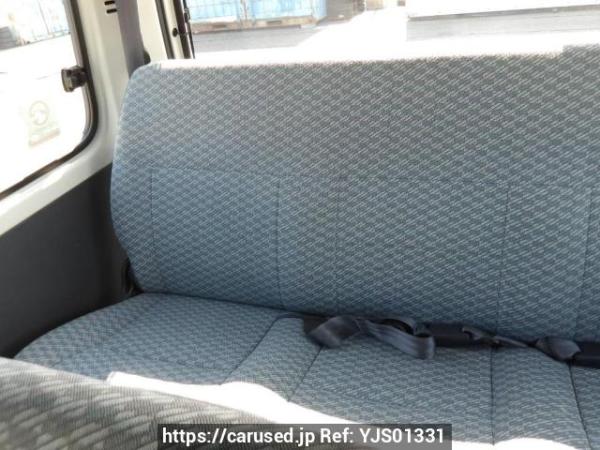Used 2002 AT toyota hiace-wagon RZH111G Image[19]
