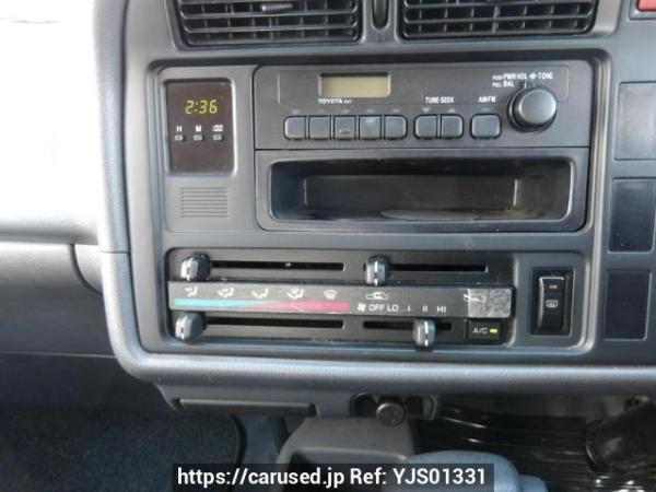 Used 2002 AT toyota hiace-wagon RZH111G Image[26]