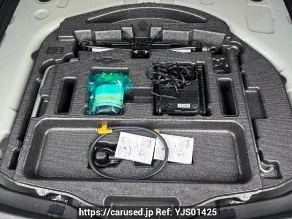 Used 2021 AT toyota corolla-touring-wagon ZWE211W Image[25]