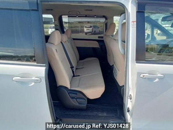 Used 2015 AT toyota noah ZRR85G Image[14]