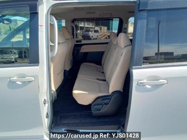 Used 2015 AT toyota noah ZRR85G Image[15]
