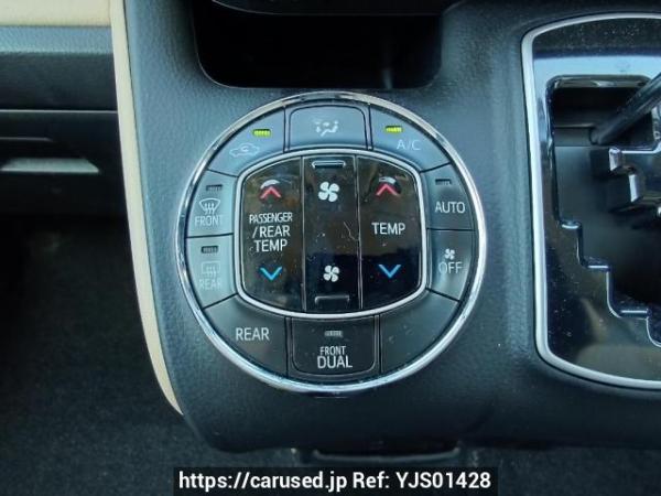 Used 2015 AT toyota noah ZRR85G Image[21]
