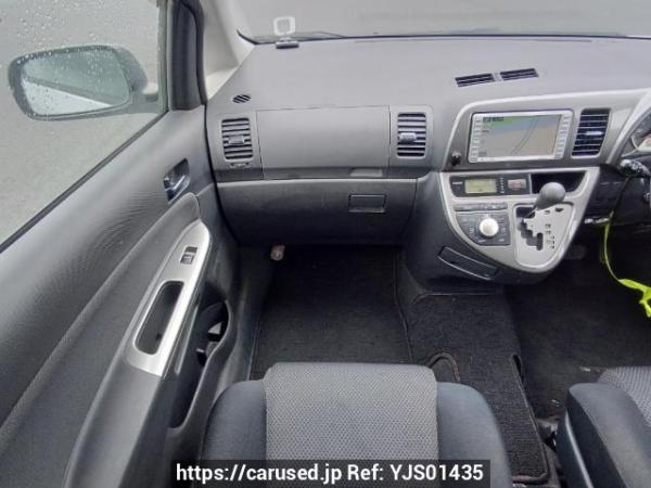 Used 2005 AT toyota wish ZNE10G Image[18]