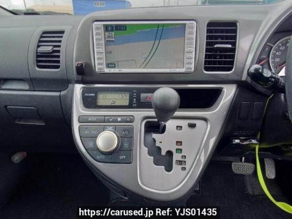 Used 2005 AT toyota wish ZNE10G Image[19]