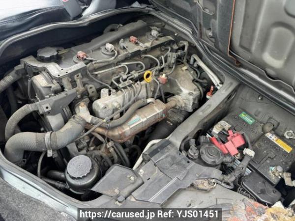 Used 2004 AT toyota hiace-van KDH205V Image[7]