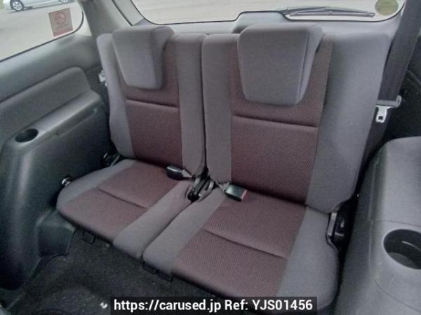 Used 2004 AT toyota wish ANE10G Image[16]