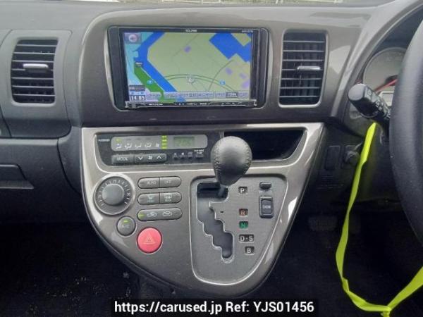 Used 2004 AT toyota wish ANE10G Image[19]