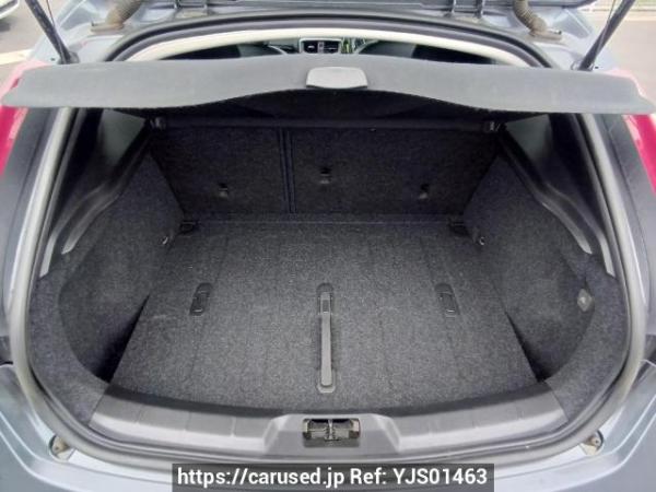 Used 2013 AT volvo v40 MB4164T Image[8]