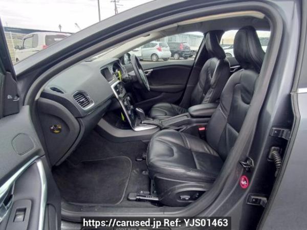 Used 2013 AT volvo v40 MB4164T Image[12]