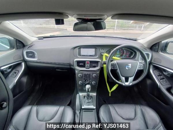 Used 2013 AT volvo v40 MB4164T Image[15]