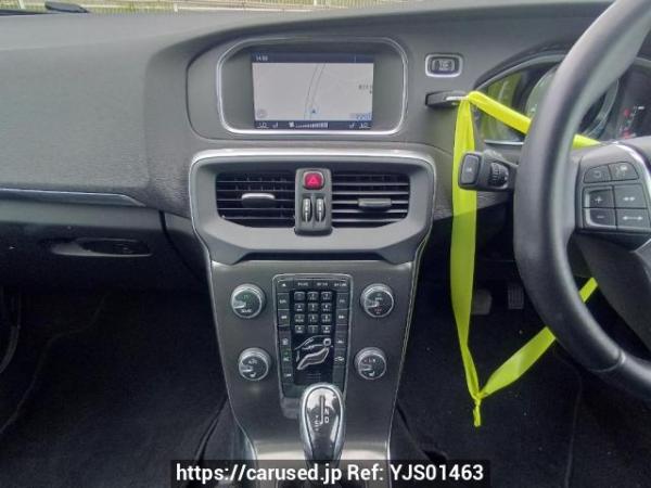 Used 2013 AT volvo v40 MB4164T Image[17]
