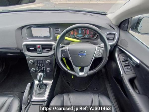 Used 2013 AT volvo v40 MB4164T Image[18]